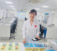 Photo of Lê Hiền Cẩm Trang Photo of Lê Hiền Cẩm Trang